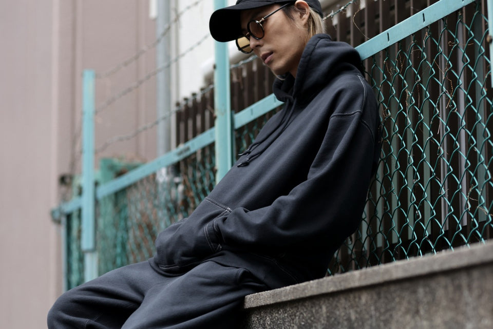 画像をギャラリービューアに読み込む, DEFORMATER.® THREE PROCESSING SWEAT HOODIE - DYED/BIO/FROST EFFECT (VINTAGE BLACK)