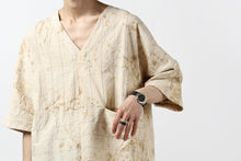 画像をギャラリービューアに読み込む, forme d'expression exclusive V Neck Scrub Shirt (Iced Tea)