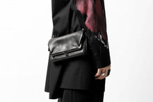 画像をギャラリービューアに読み込む, discord Yohji Yamamoto CLASP ZIP WALLET with SHOULDER STRAP (BLACK)