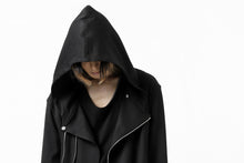 Load image into Gallery viewer, ISAMU KATAYAMA BACKLASH HOODED RIDERS BLOUSON / STRETCH RAYON SILK (BLACK)