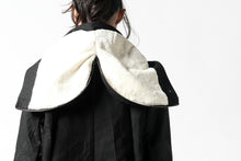 画像をギャラリービューアに読み込む, masnada MILITARY HOODIE LONG PARKA COAT with BOA LINNER /  COTONE STROPICCIATO (BLACK)