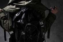 Load image into Gallery viewer, ierib roll top ruck sack / Oiled Horse Leather (BLACK)