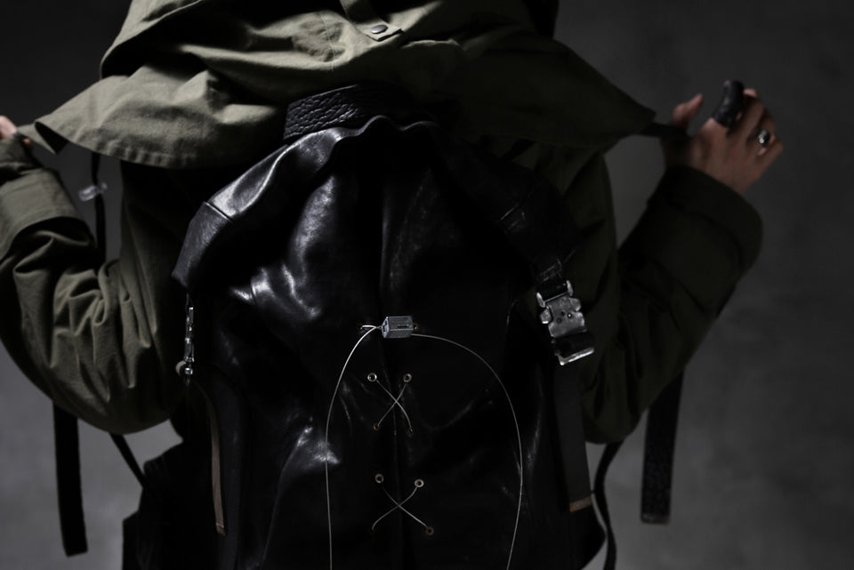 Load image into Gallery viewer, ierib roll top ruck sack / Oiled Horse Leather (BLACK)