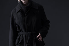 Load image into Gallery viewer, ISAMU KATAYAMA BACKLASH OVER COAT / GARMENT NATURAL DYED WOVEN + ELECTRIC HEATING LINER (SUMI)