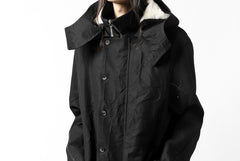 画像をギャラリービューアに読み込む, masnada MILITARY HOODIE LONG PARKA COAT with BOA LINNER /  COTONE STROPICCIATO (BLACK)