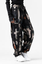 画像をギャラリービューアに読み込む, Y-3 Yohji Yamamoto CAMO ALL OVER PRINT PANTS / RIPSTOP (MULTI)
