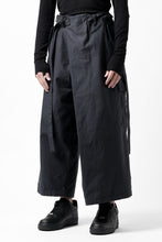 画像をギャラリービューアに読み込む, Y's WRAP WAIST PANTS ARMY-DETAIL / BACK SATIN VULCANIZATION COTTON (BLACK)