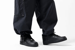 画像をギャラリービューアに読み込む, Y&#39;s WIDE STRAIGHT PANTS WORKER-DETAIL / BACK SATIN VULCANIZATION COTTON (BLACK)