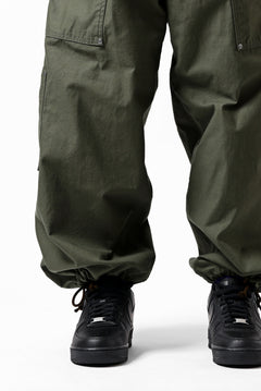 画像をギャラリービューアに読み込む, Y&#39;s WIDE STRAIGHT PANTS WORKER-DETAIL / BACK SATIN VULCANIZATION COTTON (KHAKI)