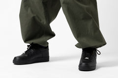 画像をギャラリービューアに読み込む, Y's WIDE STRAIGHT PANTS WORKER-DETAIL / BACK SATIN VULCANIZATION COTTON (KHAKI)