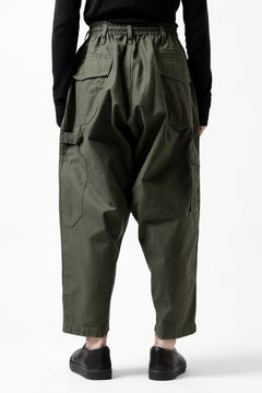 Load image into Gallery viewer, Y's MULTI POCKETS SAROUEL PANTS / BACK SATIN VULCANIZATION COTTON (KHAKI)