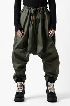 Load image into Gallery viewer, Y's MULTI POCKETS SAROUEL PANTS / BACK SATIN VULCANIZATION COTTON (KHAKI)