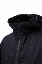 Load image into Gallery viewer, Y's BANG ON! No.117 REVERSIBLE COTTON DENIM & NYLON TWILL HOODED BLOUSON (NAVY) ※
