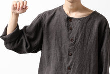 画像をギャラリービューアに読み込む, YUTA MATSUOKA exclusive round neck shirt / brushed linen canvas (brown)