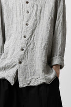 画像をギャラリービューアに読み込む, YUTA MATSUOKA round neck shirt / dead stock slab linen (light grey)