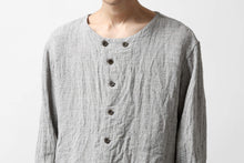 画像をギャラリービューアに読み込む, YUTA MATSUOKA round neck shirt / dead stock slab linen (light grey)