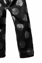画像をギャラリービューアに読み込む, Y's.... 5POCKET JEANS / DOTS-PRINTED DENIM (BLACK)