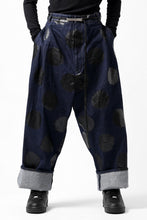 画像をギャラリービューアに読み込む, Y's.... HIPHANG SARROUEL WIDE TROUSERS / DOTS-PRINTED DENIM (INDIGO)