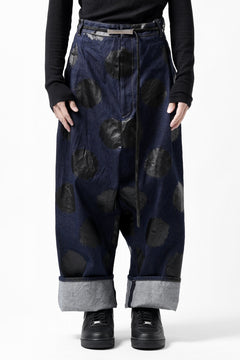 画像をギャラリービューアに読み込む, Y's.... HIPHANG SARROUEL WIDE TROUSERS / DOTS-PRINTED DENIM (INDIGO)
