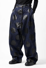 画像をギャラリービューアに読み込む, Y&#39;s.... HIPHANG SARROUEL WIDE TROUSERS / DOTS-PRINTED DENIM (INDIGO)