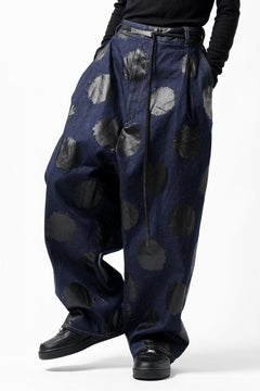 画像をギャラリービューアに読み込む, Y's.... HIPHANG SARROUEL WIDE TROUSERS / DOTS-PRINTED DENIM (INDIGO)