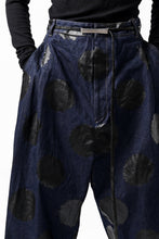 画像をギャラリービューアに読み込む, Y's.... HIPHANG SARROUEL WIDE TROUSERS / DOTS-PRINTED DENIM (INDIGO)