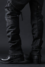 画像をギャラリービューアに読み込む, masnada ICONIC ZIP PANTS / STRETCH REPURPOSED COTTON (SMEARED BLACK)