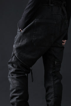 画像をギャラリービューアに読み込む, masnada ICONIC ZIP PANTS / STRETCH REPURPOSED COTTON (SMEARED BLACK)