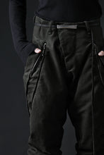 画像をギャラリービューアに読み込む, masnada LATERAL ZIP BAGGY PANTS / STRETCH REPURPOSED COTTON (LEGION)