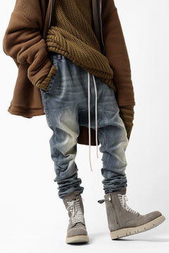 画像をギャラリービューアに読み込む, A.F ARTEFACT SARROUEL SKINNY PANTS / FADED AGEING DENIM (BLUE)