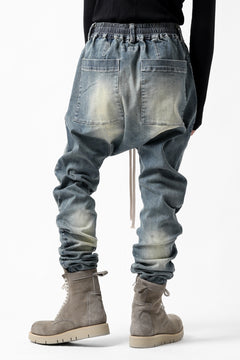 画像をギャラリービューアに読み込む, A.F ARTEFACT SARROUEL SKINNY PANTS / FADED AGEING DENIM (BLUE)