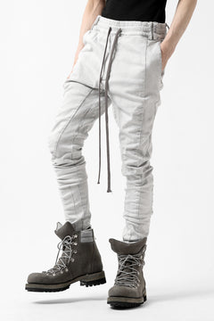 画像をギャラリービューアに読み込む, A.F ARTEFACT -thin-3D- DUST DYED DENIM ANATOMICAL PANTS (WHITE)