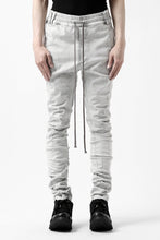 画像をギャラリービューアに読み込む, A.F ARTEFACT -thin-3D- DUST DYED DENIM ANATOMICAL PANTS (WHITE)
