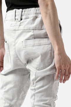 画像をギャラリービューアに読み込む, A.F ARTEFACT -thin-3D- DUST DYED DENIM ANATOMICAL PANTS (WHITE)