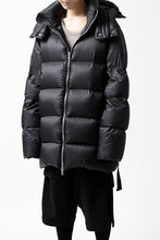 画像をギャラリービューアに読み込む, A.F ARTEFACT "DUVET" VERTICAL DOWN JACKET (BLACK)
