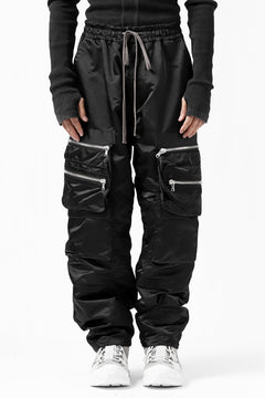 画像をギャラリービューアに読み込む, A.F ARTEFACT -SEPARATION- ZIP CARGO PANTS / LUXURY NYLON (BLACK)