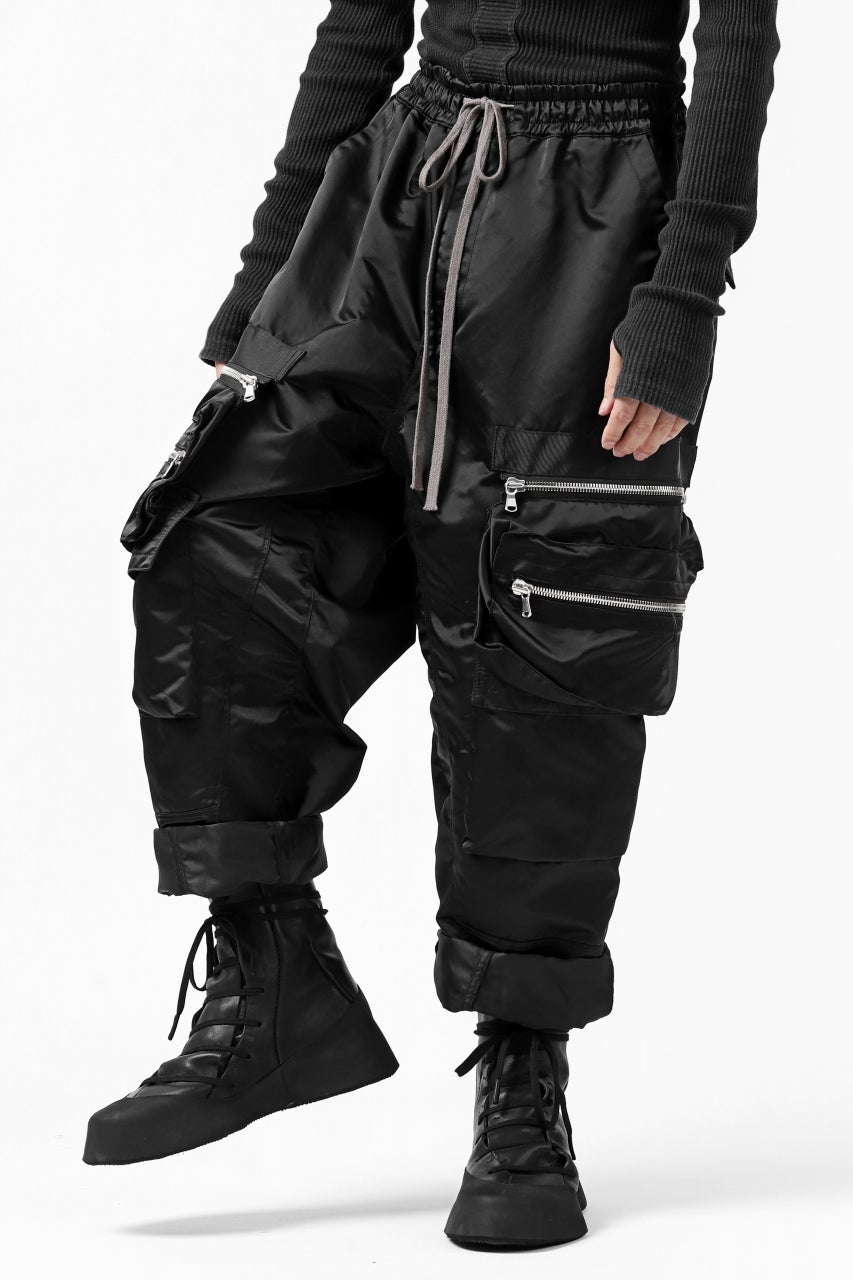 画像をギャラリービューアに読み込む, A.F ARTEFACT -SEPARATION- ZIP CARGO PANTS / LUXURY NYLON (BLACK)