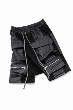 画像をギャラリービューアに読み込む, A.F ARTEFACT "BOXY" ARMY SARROUEL SHORTS / BomberHEAT® (BLACK)
