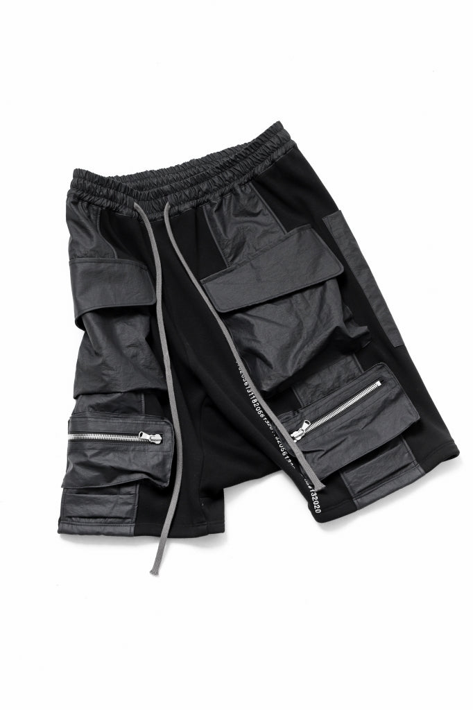 画像をギャラリービューアに読み込む, A.F ARTEFACT "BOXY" ARMY SARROUEL SHORTS / BomberHEAT® (BLACK)