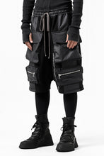 画像をギャラリービューアに読み込む, A.F ARTEFACT "BOXY" ARMY SARROUEL SHORTS / BomberHEAT® (BLACK)