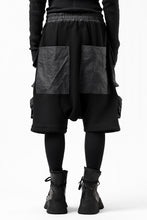 画像をギャラリービューアに読み込む, A.F ARTEFACT "BOXY" ARMY SARROUEL SHORTS / BomberHEAT® (BLACK)