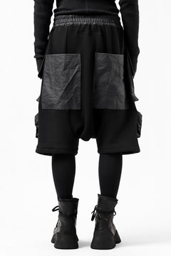 画像をギャラリービューアに読み込む, A.F ARTEFACT "BOXY" ARMY SARROUEL SHORTS / BomberHEAT® (BLACK)