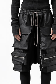 画像をギャラリービューアに読み込む, A.F ARTEFACT "BOXY" ARMY SARROUEL SHORTS / BomberHEAT® (BLACK)