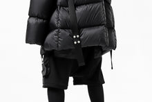 画像をギャラリービューアに読み込む, A.F ARTEFACT "BOXY" ARMY SARROUEL SHORTS / BomberHEAT® (BLACK)