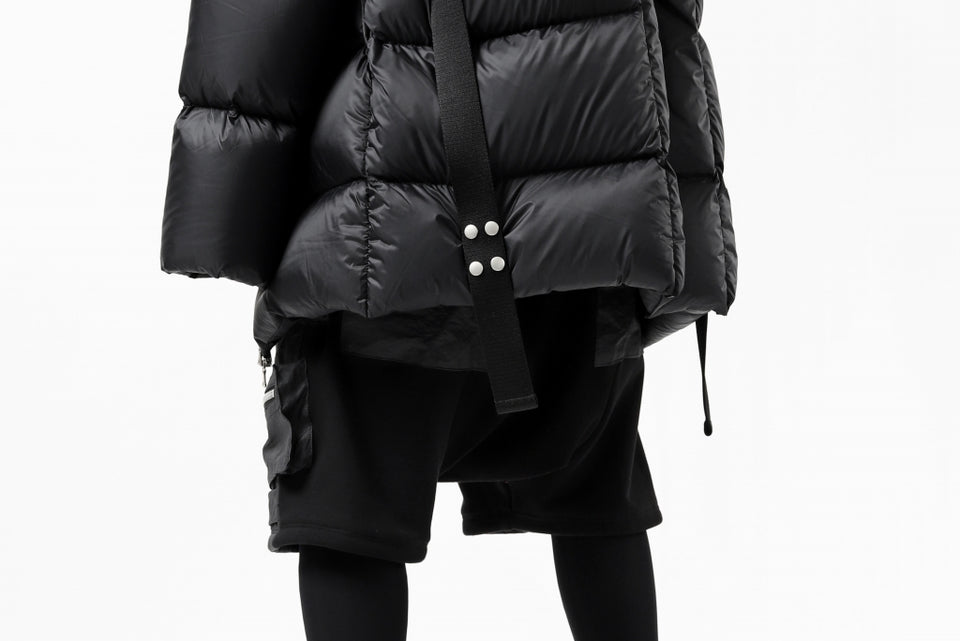 画像をギャラリービューアに読み込む, A.F ARTEFACT "BOXY" ARMY SARROUEL SHORTS / BomberHEAT® (BLACK)