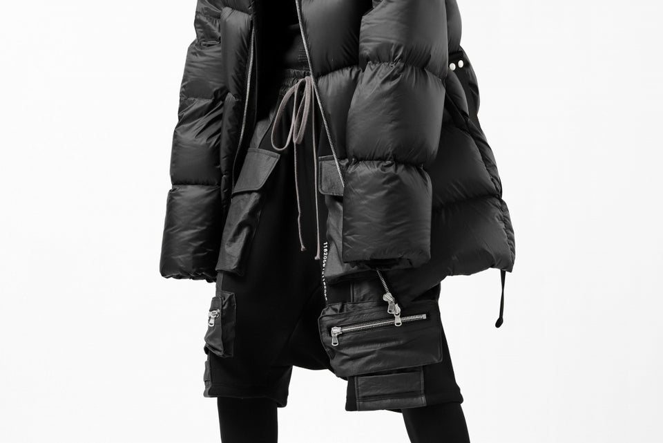 画像をギャラリービューアに読み込む, A.F ARTEFACT "BOXY" ARMY SARROUEL SHORTS / BomberHEAT® (BLACK)