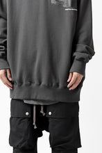 画像をギャラリービューアに読み込む, A.F ARTEFACT "CHEST" SWEATER HOODIE (GREY)