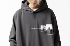 画像をギャラリービューアに読み込む, A.F ARTEFACT "CHEST" SWEATER HOODIE (GREY)