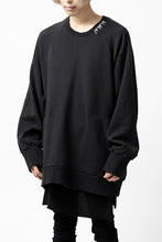 画像をギャラリービューアに読み込む, A.F ARTEFACT "FRAYED" DAMAGE LOOSEY SWEATER TOPS (BLACK)