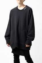 画像をギャラリービューアに読み込む, A.F ARTEFACT "FRAYED" DAMAGE LOOSEY SWEATER TOPS (BLACK)